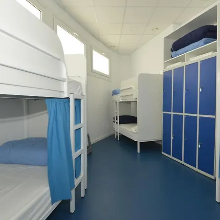 Hostel Baionamar *